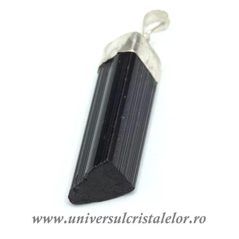 Pandantiv turmalina neagra Pandantiv turmalina neagra