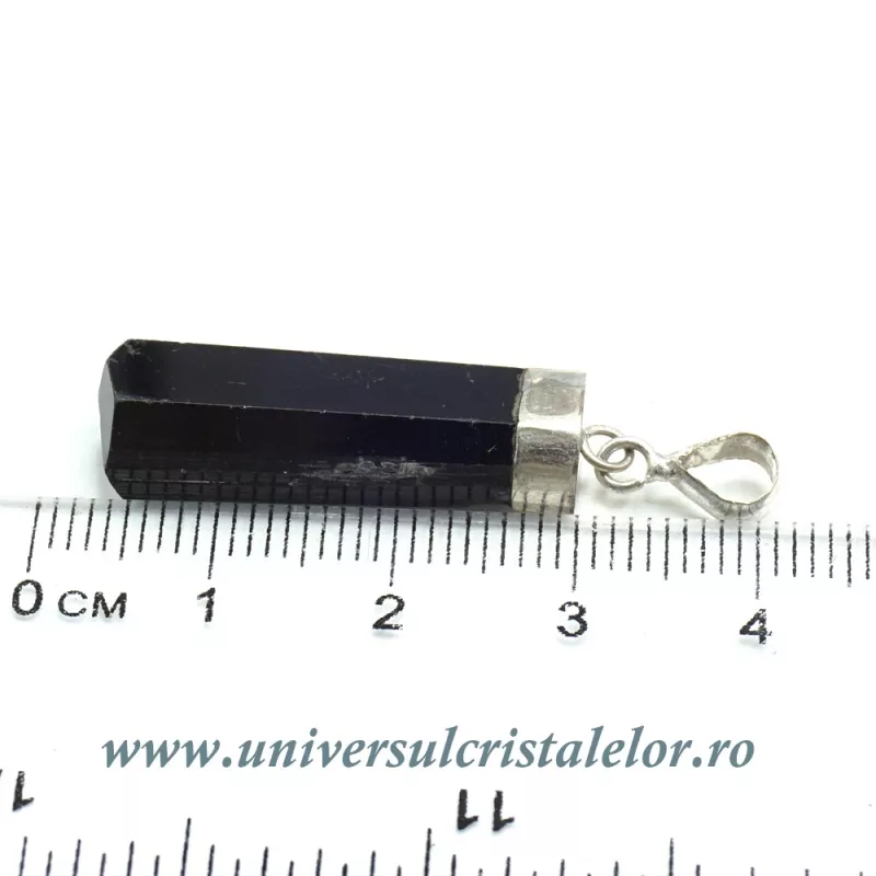 Pandantiv turmalina neagra Pandantiv turmalina neagra