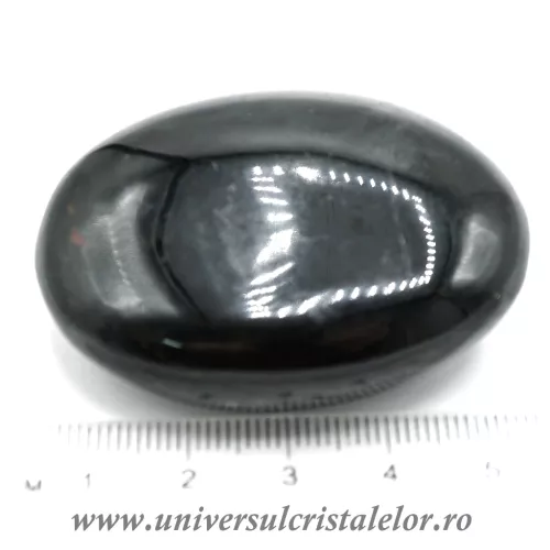 Turmalina neagra polisata