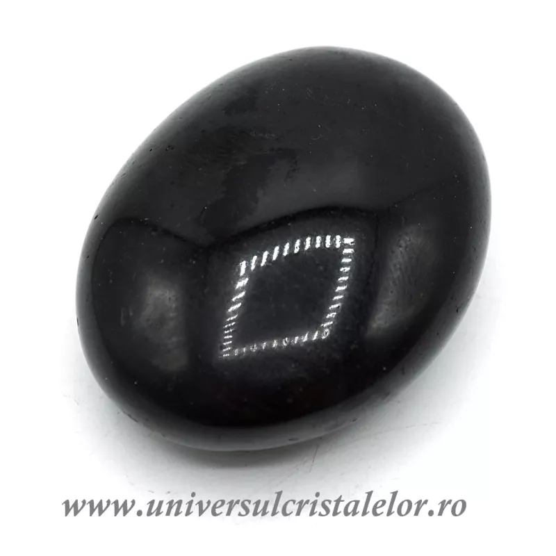 Turmalina neagra polisata