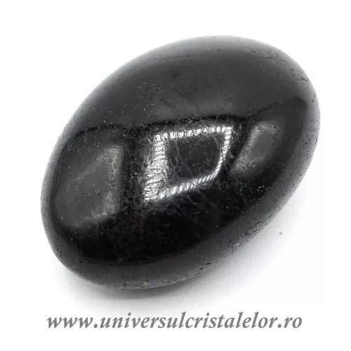 Turmalina neagra polisata