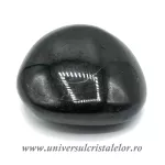 Turmalina neagra polisata