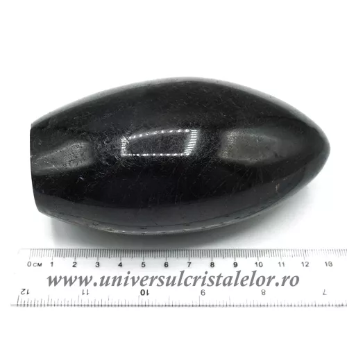 Sculptura turmalina neagra Sculptura turmalina neagra