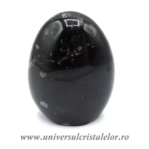 Sculptura turmalina neagra