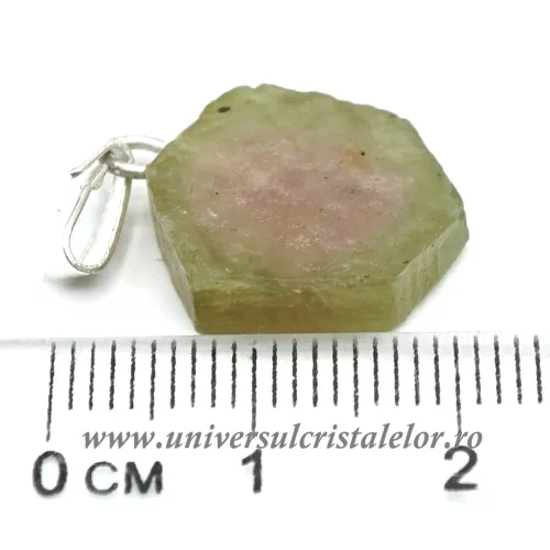 Pandantiv turmalina pepene