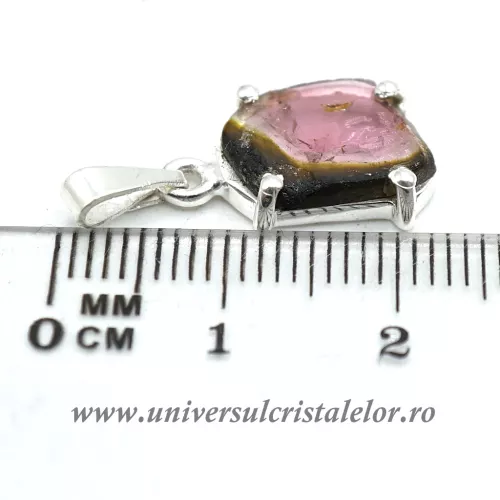 Pandantiv turmalina pepene