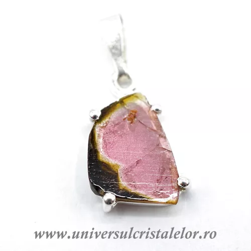 Pandantiv turmalina pepene