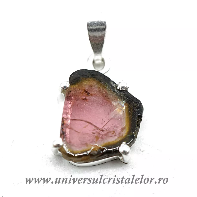 Pandantiv turmalina pepene