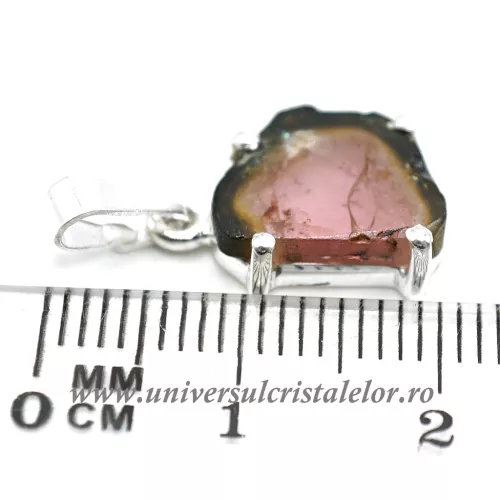 Pandantiv turmalina pepene