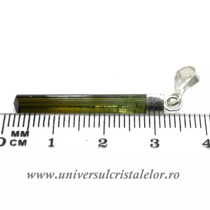 Pandantiv turmalina verde