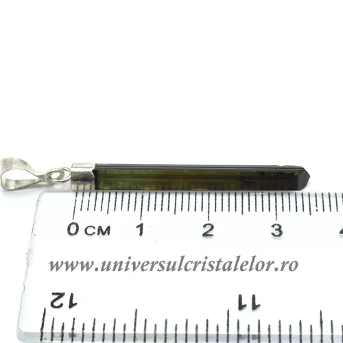 Pandantiv turmalina verde