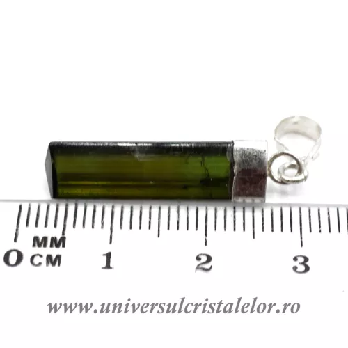 Pandantiv turmalina verde