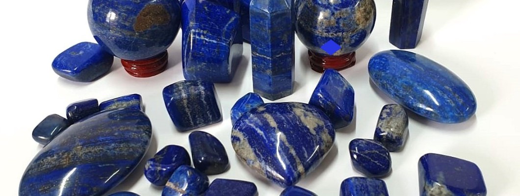 Lapis Lazuli - piatra nationala a statului Chile