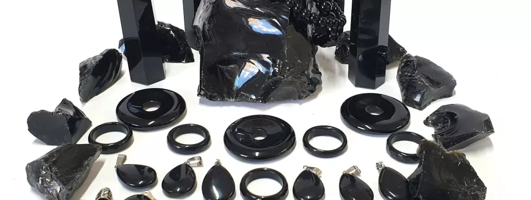 Obsidianul Negru: piatra de protectie Obsidianul Negru: piatra de protectie