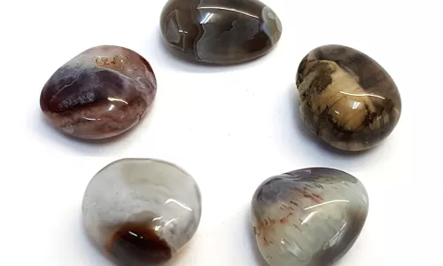 Sardonixul, o piatra cu un mare rol protector