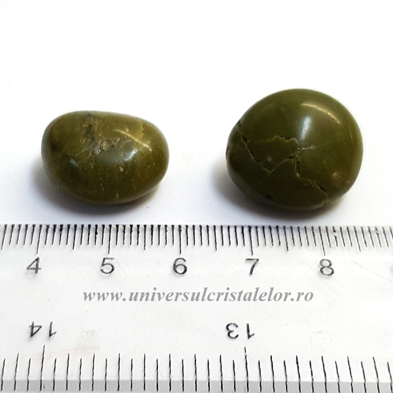 Opal verde piatra rulata Opal verde piatra rulata