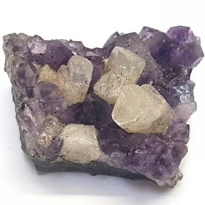 Ametist cu calcit cluster