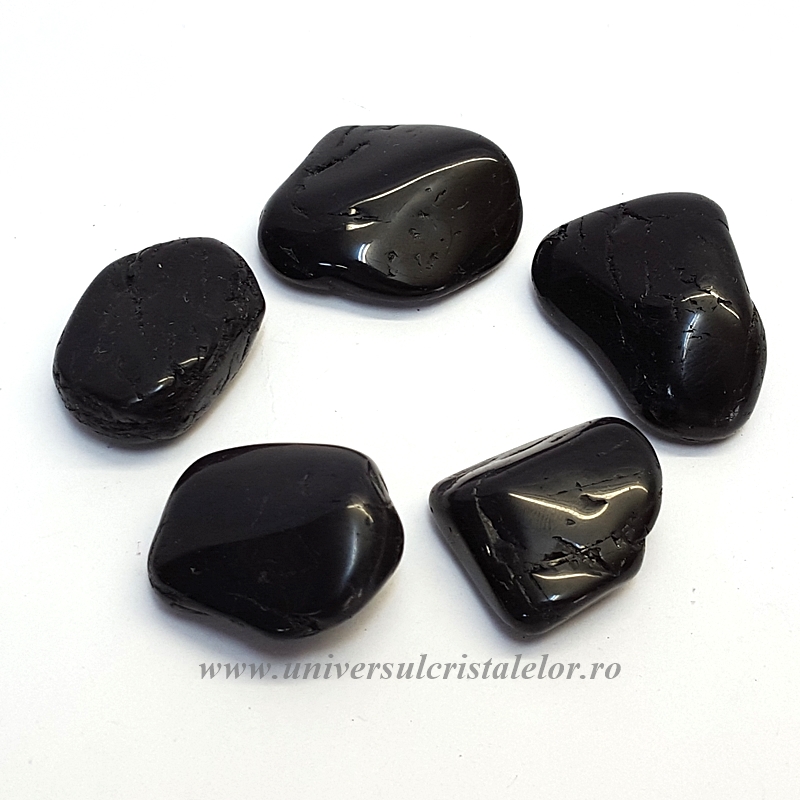 Turmalina neagra piatra rulata Turmalina neagra piatra rulata