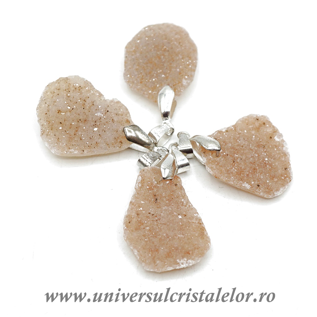 natural potent Pandantiv agat natural cristalizat