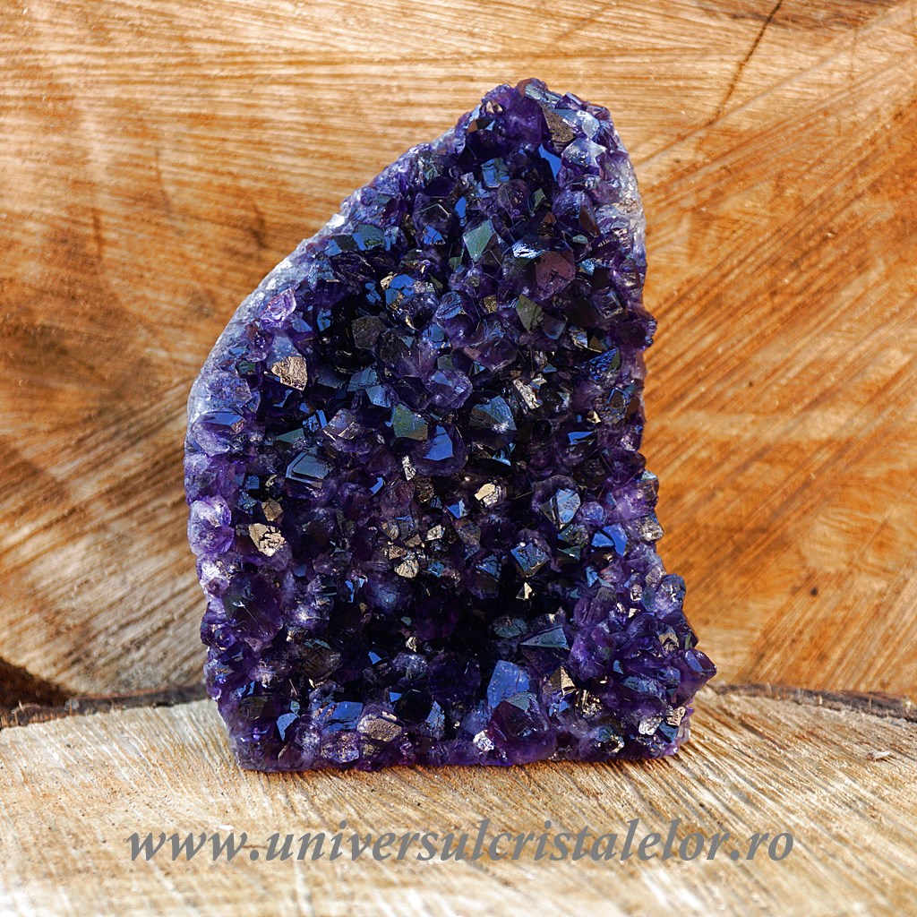 Ametist Ametist cu baza mineral unicat m13