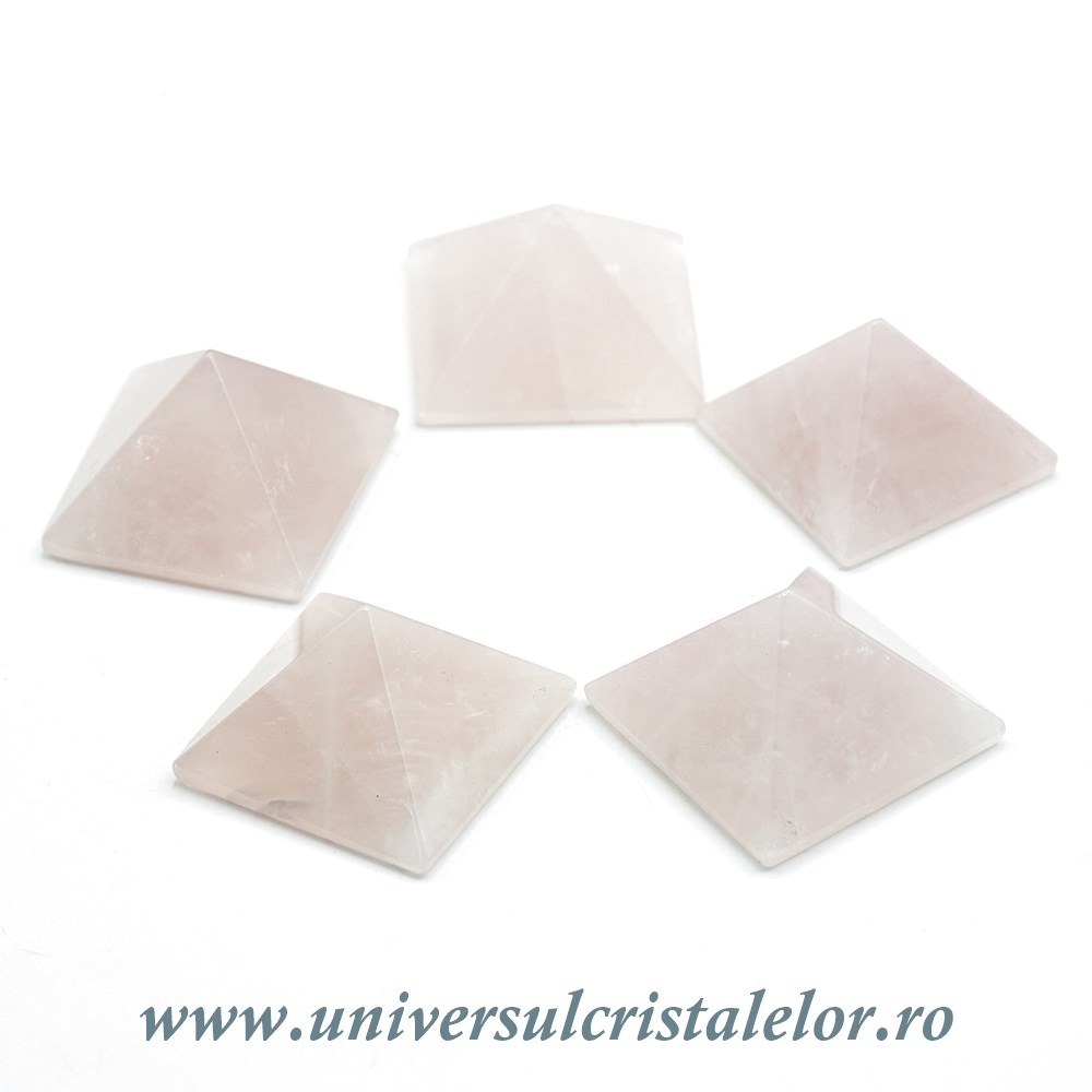 decor piramida cu lumanari Piramida cuart roz