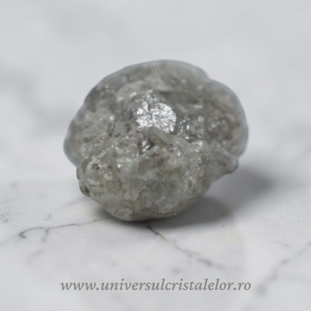 Diamant brut unicat m1