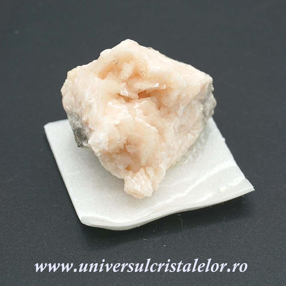 scaune roz Dolomit roz