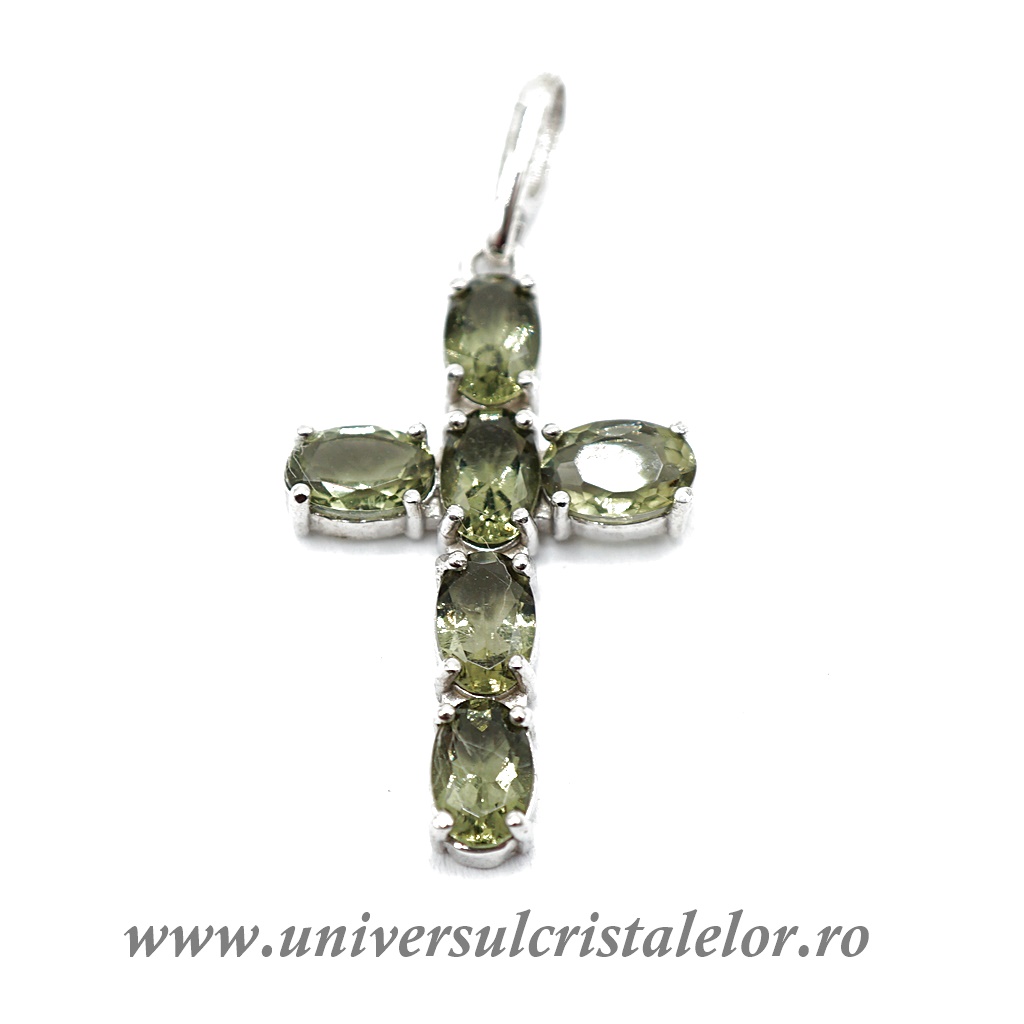 Charms & Pendants Pandantiv moldavit cruciulita