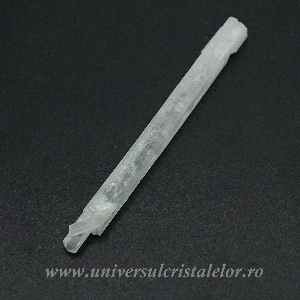 Natrolit Natrolit m04