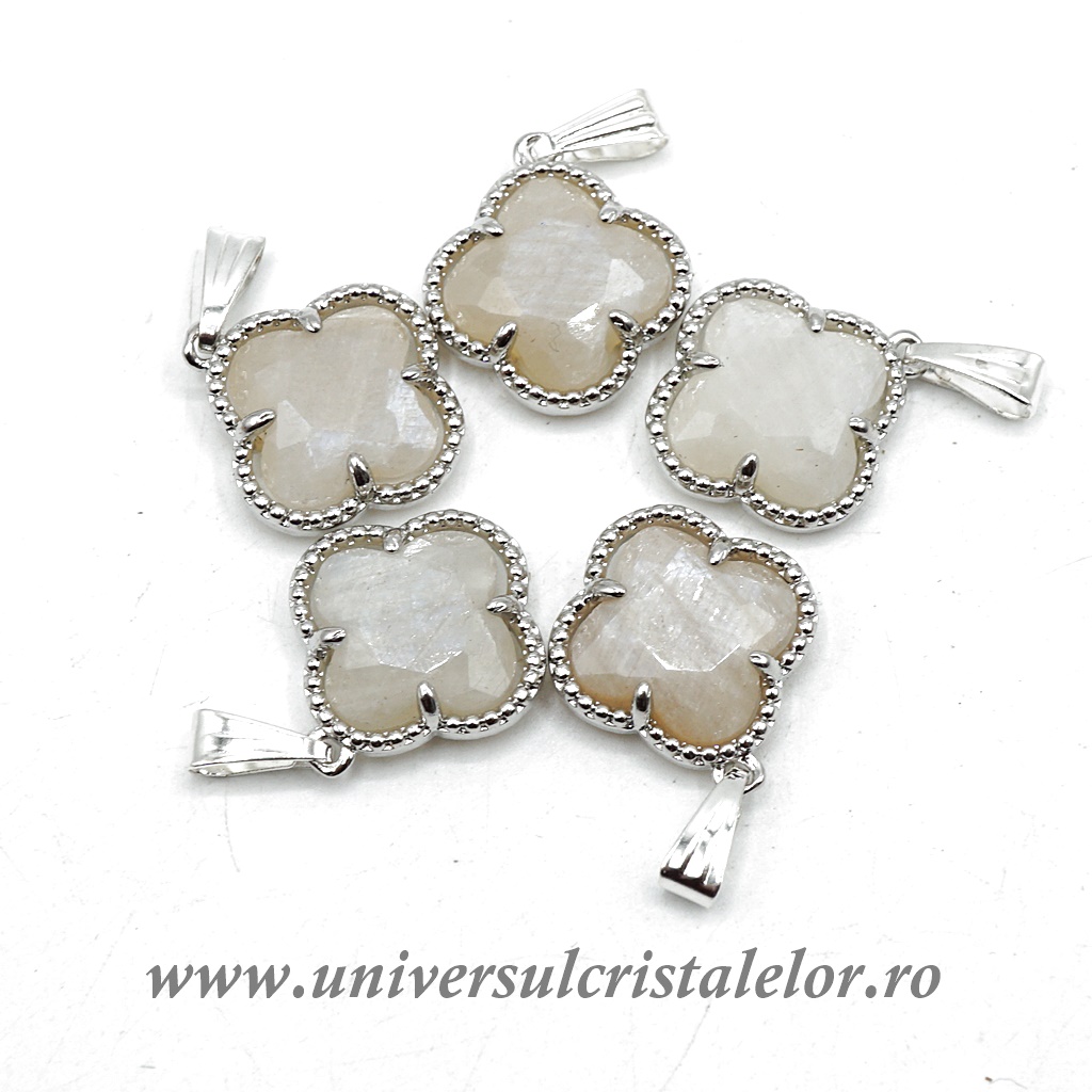 program lidl piatra neamț Pandantiv piatra lunii trifoi